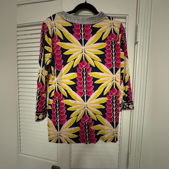 Tory Burch sz MED Black, Lime, & Multi-Pink Floral Long Sleeve Tunic Top - Picture 2 of 7